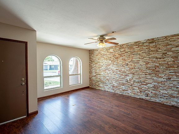 5th image of 2817 S Don Luis Cir