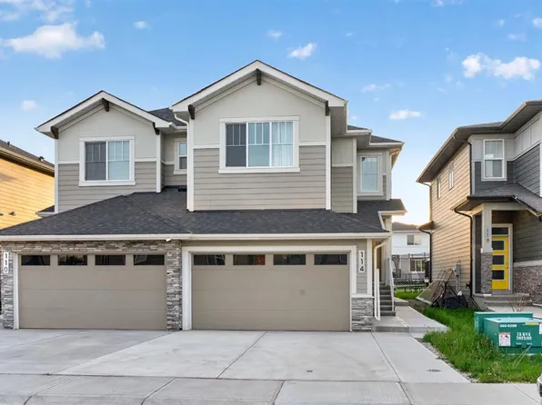 114 E Southshore Ct, Chestermere, AB T1X 2S2