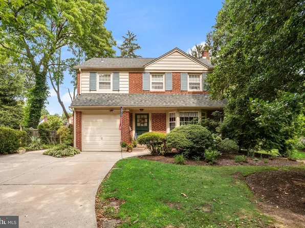 129 Merion Rd, Cherry Hill, NJ 08002