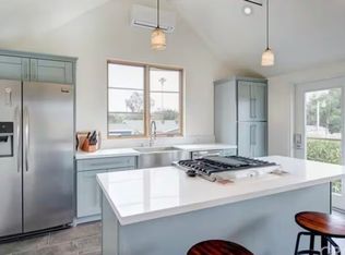 796 Clark Ave, Encinitas, CA 92024