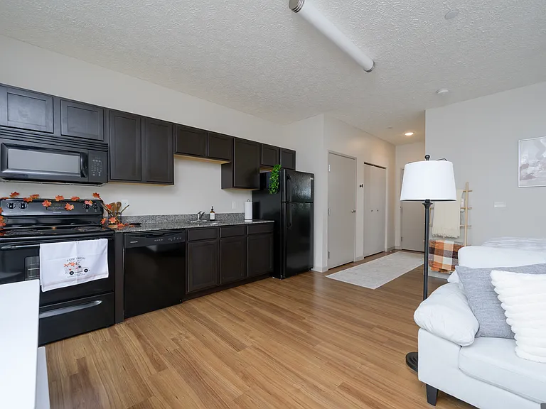 The 401 Lofts — Photo 21