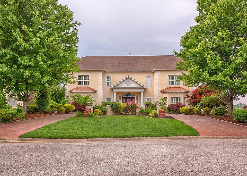 1st image of 2531 Riverrun Cv
