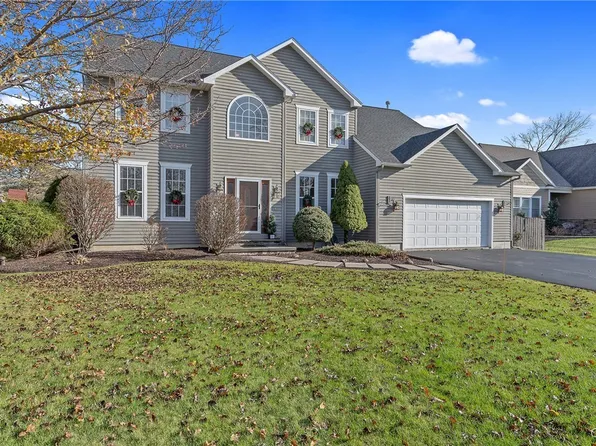 8812 Wedgefield Ln, Cicero, NY 13039