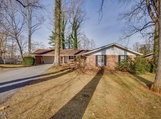213 Robin Rd, Bristol, TN 37620