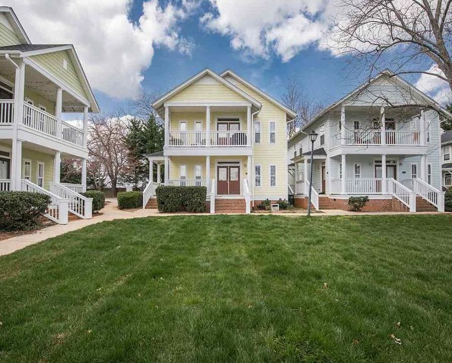 1st image of 105 Woodside Cir APT A