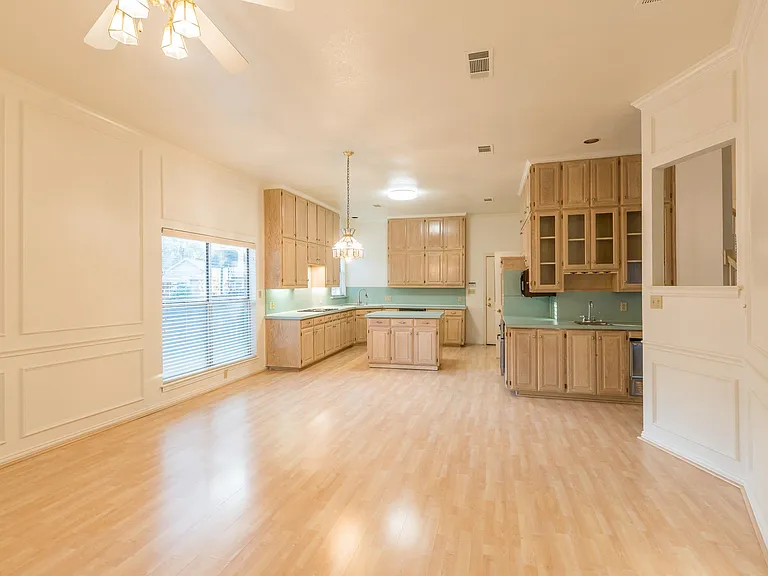 2411 Cross Timbers Trl — Photo 12
