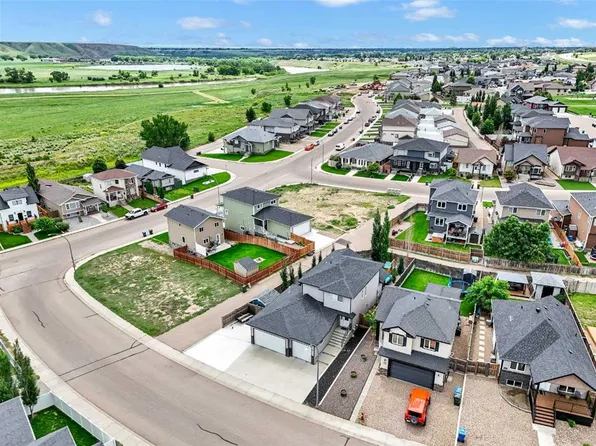 409 Ranchview Rd NE, Medicine Hat, AB T1C 0G7