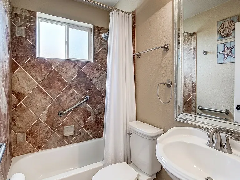504 S Laredo Cir — Photo 6