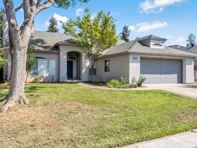 261 W Chennault Ave, Clovis, CA, 93611