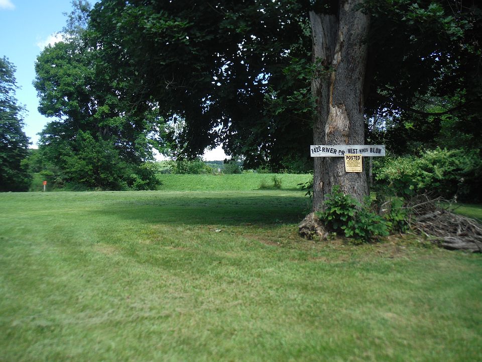 1st image of 1412 River Dr