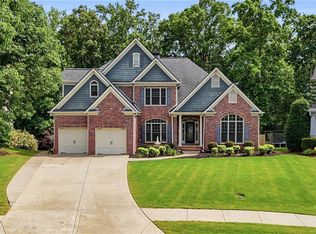 715 Crescent Cir, Canton, GA 30115