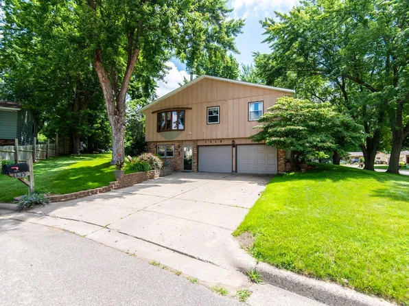 1518 14th St W, Hastings, MN 55033