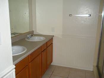 3rd image of 1353 E Hopi Cir