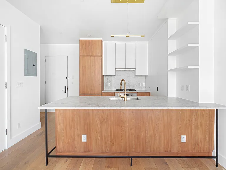 350 Bergen St #502 — Photo 7