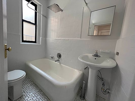 2nd image of 147 W 230th St #4J