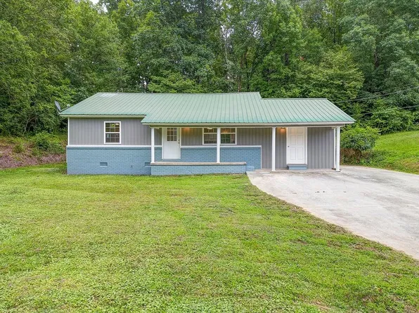 138 Riverview Dr, Resaca, GA 30735