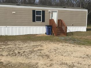 28 Johnsontown Rd, Lillington, NC 27546