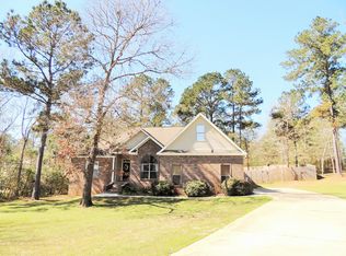 3 Price Ln, Sumrall, MS 39482