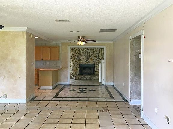 2nd image of 2960 Robins Nest Ct