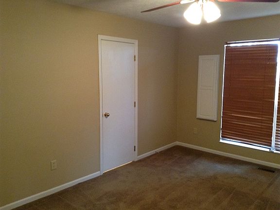 4th image of 5037 Fieldhurst Ct
