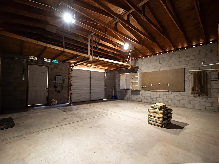 1560 N John Adams St — Photo 26