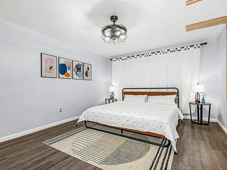 13330 Trompilla Ln — Photo 17