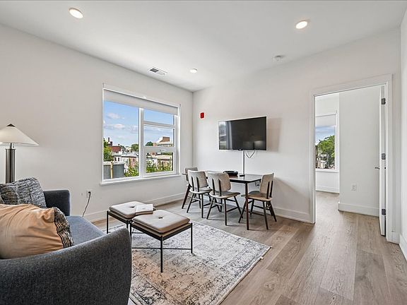 2nd image of 1324 N Capitol St NW #312