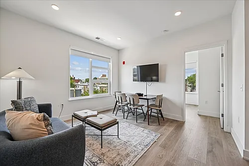 Floor plan 312