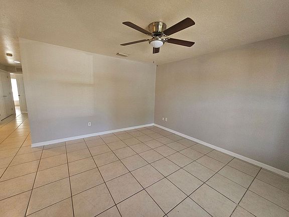4th image of 215 Ivan Ave S #A-106