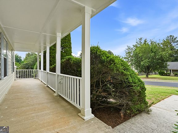 2nd image of 115 Knight Way