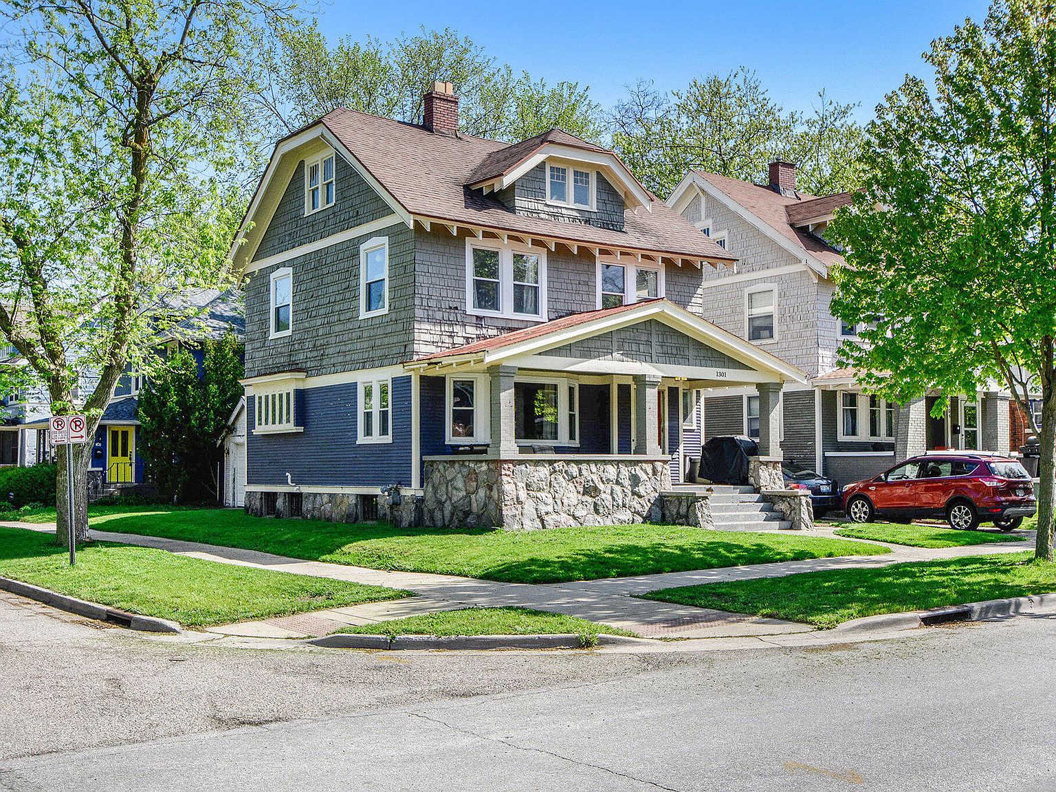 1301 Sherman St SE, Grand Rapids, MI 49506 Zillow