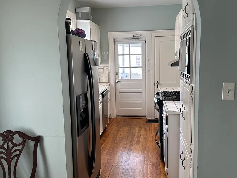 927 Heard Ave — Photo 16