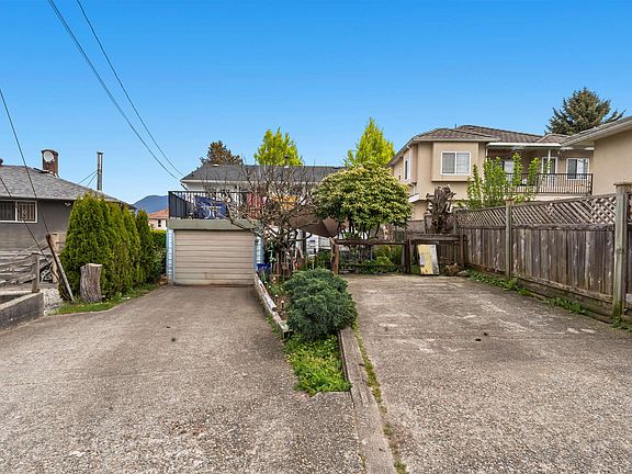 4th image of 3105 Dieppe Dr