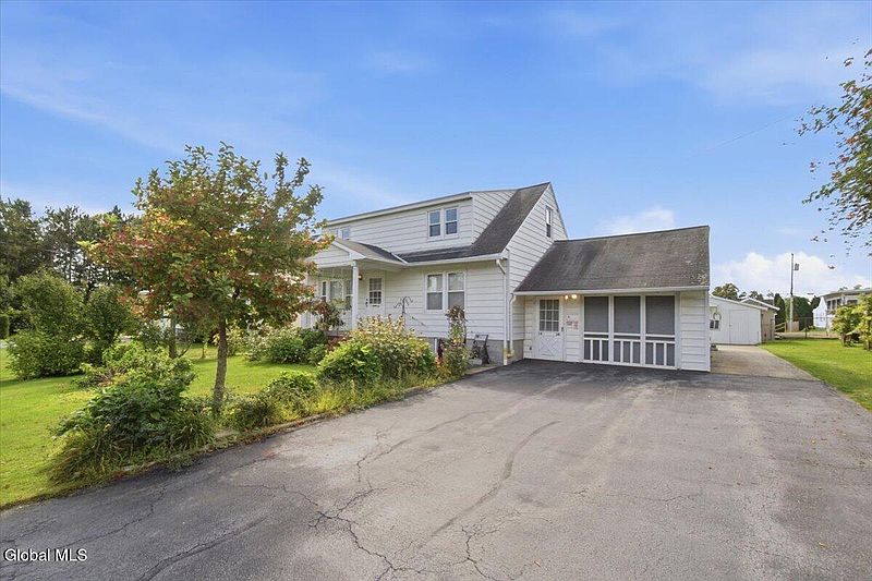 2nd image of 1434 Cullen Avenue