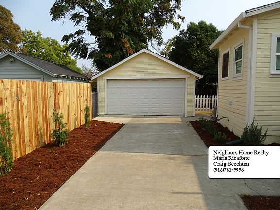 5th image of 215 Almond St
