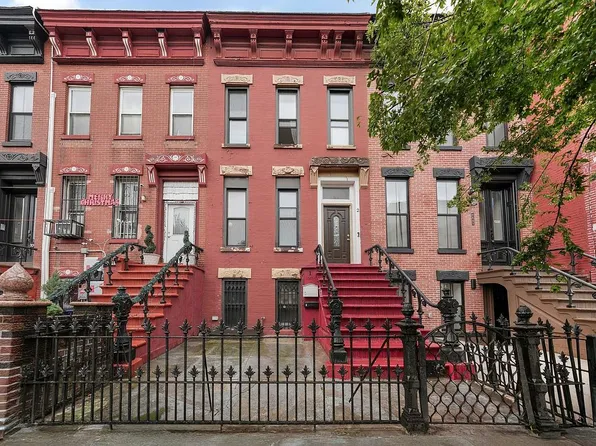 1002 Putnam Ave, Brooklyn, NY 11221