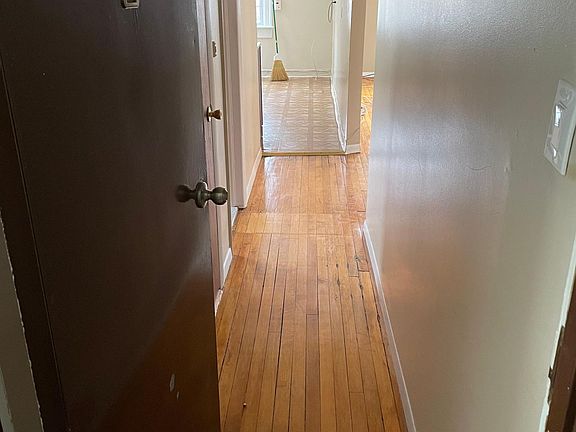 5th image of 267 E 238th St Floor 2