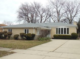 781 N Geneva Ave, Elmhurst, IL 60126