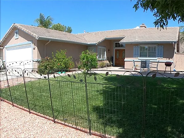 1463 Stratus St, San Jacinto, CA 92582