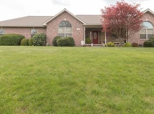 8525 Auburn Rdg, Martinsville, IN 46151