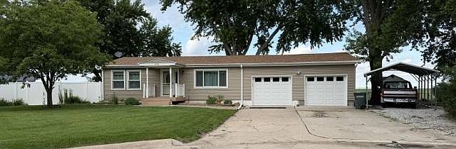 1st image of 404 Pheasant Dr