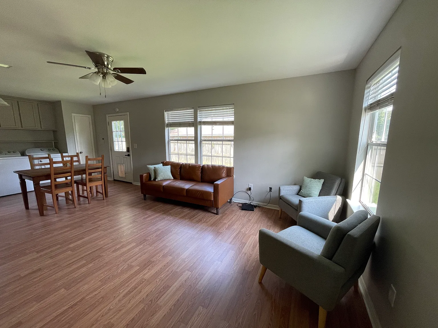 217 Half St — Photo 2