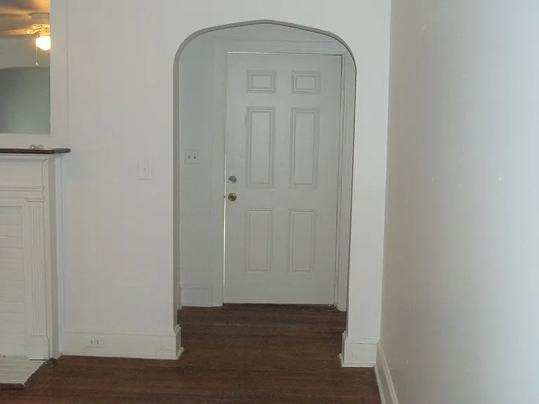 206 Hudson St — Photo 12