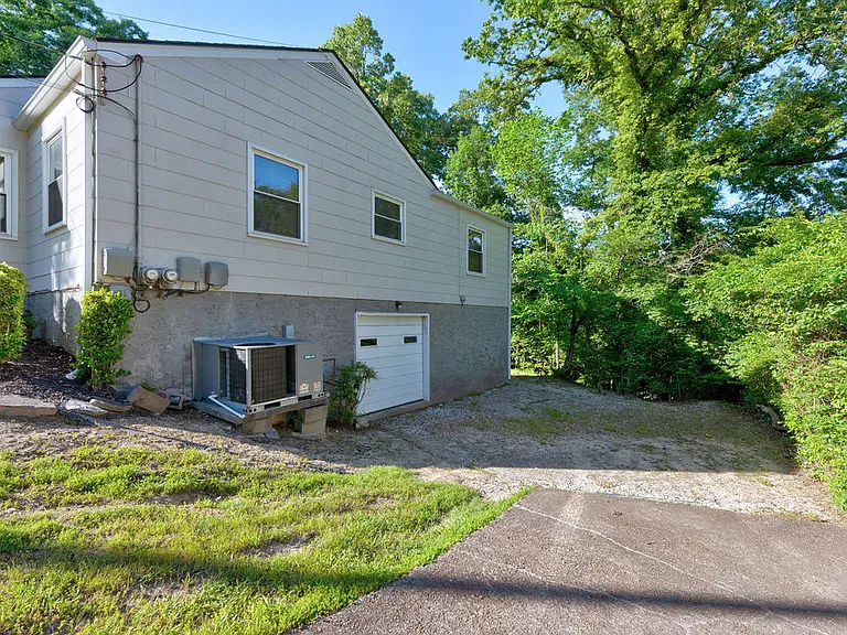 1273 Duane Rd — Photo 32