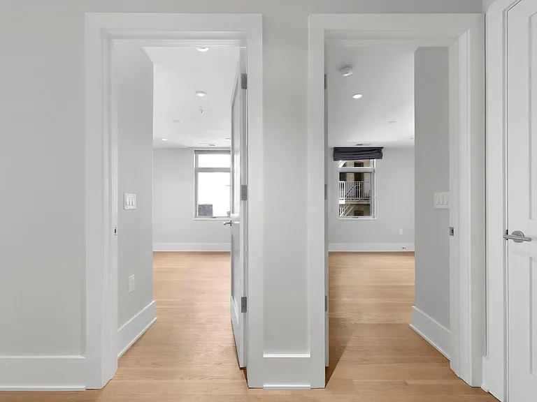 2225 California St NW #302 — Photo 13