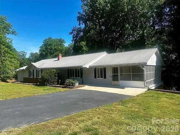 2nd image of 263 Spring Shore Rd
