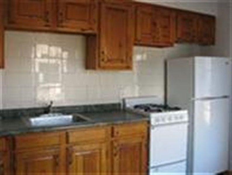4th image of 24 LINCOLN Avenue
