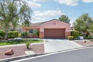 India Hawthorn Ave-2304-001.jpg