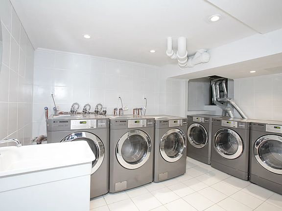 3rd image of 157 E 18th St APT 5BC