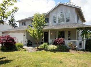 36430 River Point Dr, Astoria, OR 97103